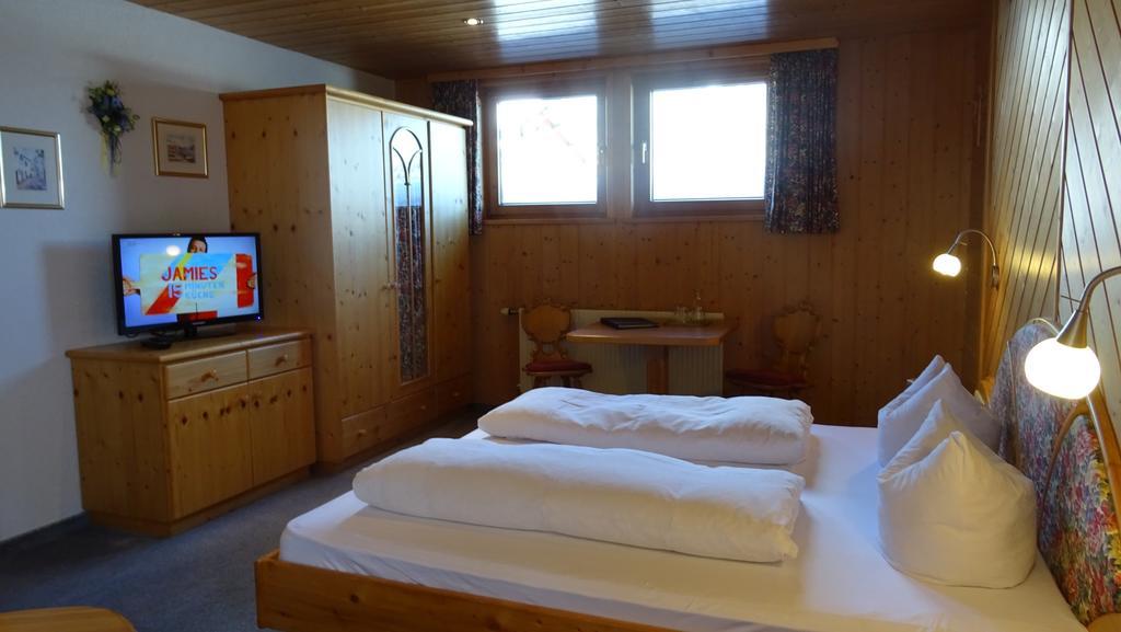 Pension Edelweiss Дамульс Экстерьер фото